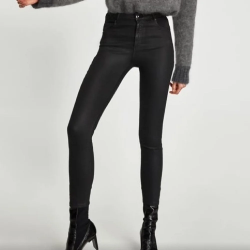 Zara Woman Whimsigoth Baddie Moto Black Coated Slim Fit Skinny Jeans Size 8